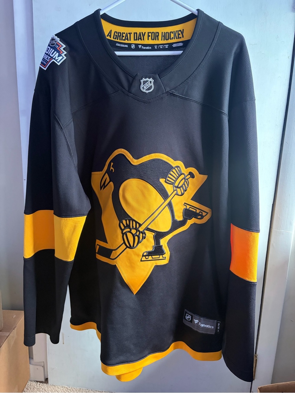 Pittsburgh Penguins Stadium Series Black & Gold NHL Jersey xl
